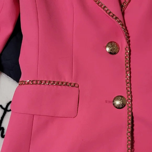Alexia Admor Pink Blazer with Gold Buttons - Picture 3 of 6
